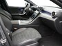 Mercedes-Benz C-klasse Estate 300 e AMG Night Plug In Hybrid 320pk Dealer O.H. NIEUW MODEL PHEV | Panodak | Trekhaak af Fabriek | Alcantara Sportstoelen Verwarmd | Sfeerverlichting | Navigatie | Apple Carplay | Virtual | Camera | DAB |