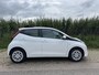 Toyota Aygo 1.0 VVT-i x-play cabrio, Apple Carplay, Camera, Bluetooth, Navigatie, 1e eig en Dealer onderhouden, Boekjes aanwezig