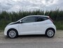 Toyota Aygo 1.0 VVT-i x-play cabrio, Apple Carplay, Camera, Bluetooth, Navigatie, 1e eig en Dealer onderhouden, Boekjes aanwezig