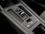 CUPRA Formentor 1.5 TSI Sport 150Pk Automaat (APPLE CARPLAY, GROOT NAVI, STUUR/STOELVERWARMING, KEYLESS, LEDER, SPORTSTOELEN, ADAPTIVE CRUISE, CAMERA, GETINT GLAS, NIEUWSTAAT)