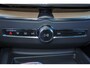 Volvo XC60 T8 Recharge AWD Ultra Dark - Panorama/schuifdak - IntelliSafe Assist & Surround - 360º Camera - Harman/Kardon audio - Adaptieve LED koplampen - Verwarmde voorstoelen, stuur & achterbank - Parkeersensoren voor & achter - Elektr. bedienb. voorstoelen met geheugen - Head up display - Draadloze tel. lader - Extra getint glas - 20' LMV