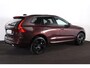 Volvo XC60 T8 Recharge AWD Ultra Dark - Panorama/schuifdak - IntelliSafe Assist & Surround - 360º Camera - Harman/Kardon audio - Adaptieve LED koplampen - Verwarmde voorstoelen, stuur & achterbank - Parkeersensoren voor & achter - Elektr. bedienb. voorstoelen met geheugen - Head up display - Draadloze tel. lader - Extra getint glas - 20' LMV