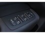 Volvo XC60 T8 Recharge AWD Ultra Dark - LONG RANGE - Panorama/schuifdak - IntelliSafe Assist & Surround - 360º Camera - Harman/Kardon audio - Adaptieve LED koplampen - Verwarmde voorstoelen, stuur & achterbank - Parkeersensoren voor & achter - Elektr. bedienb. voorstoelen met geheugen - Head up display - Draadloze tel. lader - Extra getint glas - 20' LMV