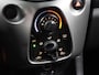 Citroën C1 1.0 e-VTi Feel | Airco | Bluetooth | LED Dagrijverlichting | Radio | Elektrische Ramen Voor | Lederen Stuurwiel en Versnellingspook | Centrale Deurvergrendeling met Afstandsbediening | Isofix | Privacy Glass |