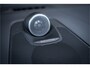 Volvo XC60 2.0 T6 Plug-in hybrid AWD Ultimate Black Edition ** Trekhaak ** Ventilatie ** Panodak ** B&W ** 12-2024!!