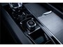 Volvo XC60 2.0 T6 Plug-in hybrid AWD Ultimate Black Edition ** Trekhaak ** Ventilatie ** Panodak ** B&W ** 12-2024!!