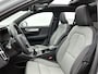Volvo XC40 1.5 T2 Momentum Pro | PANORAMADAK | LED VERLICHTING | STOELVERWARMING | STUURWIELVERWARMING |