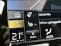 Volvo XC40 1.5 T2 Momentum Pro | PANORAMADAK | LED VERLICHTING | STOELVERWARMING | STUURWIELVERWARMING |