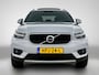 Volvo XC40 1.5 T2 Momentum Pro | PANORAMADAK | LED VERLICHTING | STOELVERWARMING | STUURWIELVERWARMING |