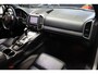 Porsche Cayenne 3.0 V6 HYBRID 333 PK LUCHTVERING LEDER NAVIGATIE CRUISE CONTROL CLIMATE CONTROL ACHTERUITRIJCAMERA PDC XENON ZEER MOOI !!
