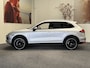 Porsche Cayenne 3.0 V6 HYBRID 333 PK LUCHTVERING LEDER NAVIGATIE CRUISE CONTROL CLIMATE CONTROL ACHTERUITRIJCAMERA PDC XENON ZEER MOOI !!