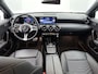 Mercedes-Benz A-klasse A 180 Automaat Star Edition | LED | Stoelverwarming | Spiegelpakket | Parktronic | Camera | Licht en Zichtpakket | Zitcomfortpakket