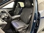 Peugeot 3008 SUV GT Hybrid 145pk Automaat | DEMO | Navigatie | 360° Camera | Handsfree Achterklep | Stoel- en stuurverwarming | Adaptieve Cruise Control | Climate Control | Parkeersensoren v+a | Dodehoeksensor | Matrix Led koplampen | Keyless | Draadloze Apple Carplay / Android Auto + Telefoonlader | Donker getint glas | 19" Lichtmetalen velgen |