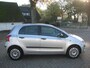 Toyota Yaris 1.3 VVTi Terra nette in Nederland nieuw geleverde 5 deurs 1.3 Yaris met airco.