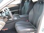Peugeot 408 1.2 Hybrid 136PK e-DCS6 GT | AUTOMAAT | AppleCarplay/AndroidAuto | Navigatie | 360"Camera | Parkeersensoren | FULL LED | Keyless Entry/Start | Adaptieve Cruise Control |  Privacy Glass | Isofix |