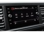 Volkswagen Crafter Bedrijfswagens Exclusive L3H3 GVW 3.5T 8-traps automaat Volkswagen Bedrijfswagens Crafter 2.0 TDI EU6 140PK  Exclusive L3H3 GVW 3.5T WB 3640 MM | Camera | ACC | Clima | DAB | 17 inch