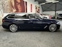 BMW 5-Serie TOURING 518 DIESEL HYBRIDE HIGH EXECUTIVE AUTOMAAT LEDER NAVIGATIE CRUISE CONTROL APPLE CARPLAY/ANDROID BLUETOOTH TELEFOON MEDIA VOORBEREIDING ACHTERUITRIJCAMERA ZEER MOOI !! Brgl