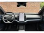 Volvo EX30 Cross Country Twin Motor Performance Ultra 69 kWh Panoramadak | Stoel- stuurwielverwarming | Harman Kardon | Extra getint glas achter