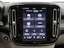 Volvo XC40 B4 AUT(7) PLUS DARK SCHUIFDAK HARMAN KARDON *NIEUW OP VOORRAAD*