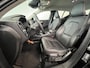 Volvo XC40 T4 Inscription | Achteruitrijcamera | Cruise control adaptief | Trekhaak | Verwarmde voorstoelen |