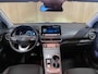 Hyundai Kona Electric EV Fashion 64 kWh |FACELIFT|3-FASE|LEDER|ACC|STOELVERW.|HEAD-UP|CAMERA|CARPLAY|NAVI|NL-AUTO|NAP|INCL. BTW|1e EIG.|