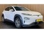 Hyundai Kona Electric EV Fashion 64 kWh |FACELIFT|3-FASE|LEDER|ACC|STOELVERW.|HEAD-UP|CAMERA|CARPLAY|NAVI|NL-AUTO|NAP|INCL. BTW|1e EIG.|