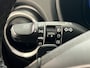 Hyundai Kona 1.6 GDI HEV Comfort Smart | Achteruitrijcamera | Apple Carplay/Android Auto | Trekhaak | Parkeersensoren voor en achter | Navigatie full map |