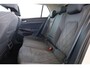 Volkswagen Golf 1.4 eHybrid Style Afneembare trekhaak, ErgoActive, LED plus + strip, verwarmbare voorstoelen, keyless, travel assist, spiegelpakket met geheugen, digital cockpit pro, pre-crash, ACC met Stop&Go, draadloos app connect, achteruitrijcamera, head-up display, lich&zicht, multimedia plus, comfort pakket,
