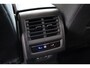 Volkswagen Golf 1.4 eHybrid Style Afneembare trekhaak, ErgoActive, LED plus + strip, verwarmbare voorstoelen, keyless, travel assist, spiegelpakket met geheugen, digital cockpit pro, pre-crash, ACC met Stop&Go, draadloos app connect, achteruitrijcamera, head-up display, lich&zicht, multimedia plus, comfort pakket,