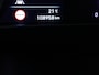 Hyundai Kona Electric EV Premium 64 kWh | Navigatie | Stoel Verkoeling - Verwarming |