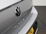 Volkswagen T-Roc 1.5 TSI Life 150 PK | Automaat | Airco | Apple Carplay | Adaptieve Cruise Control | Lane Assist | Parkeersensoren voor- en achter |
