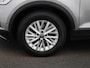 Volkswagen T-Roc 1.5 TSI Life 150 PK | Automaat | Airco | Apple Carplay | Adaptieve Cruise Control | Lane Assist | Parkeersensoren voor- en achter |