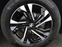 Peugeot 2008 1.2 PureTech 100 Allure | Benzine | Handgeschakeld | Zesversnellingsbak | Donker getint glas achter | Remote services | Regensensor | Cruise control | Automatisch dimmende binnenspiegel | Parkeersensoren |