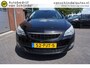 Opel Astra 1.4 Turbo Cosmo NL AUTO - NAP MET NIEUWE KOPPELING EN COMPLETE BAK REVISIE!!! - TREKHAAK - 18 INCH - STUUR + STOELVERWARMING - CLIMA - CRUISE - CHROOM - PRIVACYGLAS - COMFORTSTOELEN - 4 ELEKTR RAMEN - AUT. VERLICHTING
