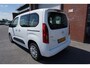 Opel Combo Tour 1.2 Turbo L1H1 Edition 5 PERSOONS 5 STOELEN- PARKEERSENSOREN - NAVI - APPLE CARPLAY / ANDROID - AIRCO - CRUISE - RIJSTROOKSENSOR - PARKEERHULP - 2X SCHUIFDEUR - DAB+ - BLUETOOTH - AUT. VERLICHTING