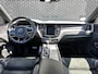 Volvo XC60 2.0 T5 R-Design | 22 inch | Adaptive Cruise control | Camera | Keyless
