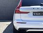 Volvo XC60 2.0 T5 R-Design | 22 inch | Adaptive Cruise control | Camera | Keyless