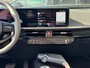 Kia EV6 Light Edition 63 kWh | Stoelverwarming | Adaptieve cruise control | Parkeersensoren | Stuurwiel verwarmd |