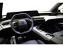 Peugeot e-5008 GT 73 kWh Navigatie | Apple Carplay/Android Auto | Stoel-, achterbank en stuurverwarming | 360° Camera | Adaptive Cruise | Elektr. achterklep | Trekhaak | Leder