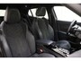 Peugeot e-2008 EV GT First Edition 54 kWh 400 km WLTP range | Navigatie| Camera achter | Stoelverwarming