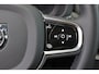 Volvo XC60 T8 Recharge AWD Plus Dark - LONG RANGE - Panorama/schuifdak - IntelliSafe Assist & Surround - 360º Camera - Harman/Kardon audio - Verwarmde voorstoelen, stuur & achterbank - Parkeersensoren voor & achter - Elektr. bedienb. voorstoelen met geheugen - Draadloze tel. lader - Extra getint glas - 20' LMV