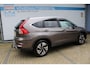 Honda CR-V 2.0 4WD Executive | Incl. 12 maanden Garantie | Panorama dak | Keyless entry/start | Stoelverwarming | Trekhaak | Adaptive cruise | Achteruitrijcamera | Parkeersensoren V+A | Elektrisch verstelbare bestuurdersstoel met geheugen | Dodehoeksensoren | Elektrische kofferbakklep | Climate controle | Lane assist | DAB | Lederen bekleding | Navigatie |