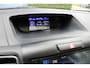 Honda CR-V 2.0 4WD Executive | Incl. 12 maanden Garantie | Panorama dak | Keyless entry/start | Stoelverwarming | Trekhaak | Adaptive cruise | Achteruitrijcamera | Parkeersensoren V+A | Elektrisch verstelbare bestuurdersstoel met geheugen | Dodehoeksensoren | Elektrische kofferbakklep | Climate controle | Lane assist | DAB | Lederen bekleding | Navigatie |
