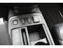 Honda CR-V 2.0 4WD Executive | Incl. 12 maanden Garantie | Panorama dak | Keyless entry/start | Stoelverwarming | Trekhaak | Adaptive cruise | Achteruitrijcamera | Parkeersensoren V+A | Elektrisch verstelbare bestuurdersstoel met geheugen | Dodehoeksensoren | Elektrische kofferbakklep | Climate controle | Lane assist | DAB | Lederen bekleding | Navigatie |