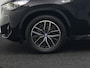 BMW X1 xDrive25e M-Sport Plug in Hybrid 245pk Dealer O.H | PHEV | Adaptive Cruise | Head-up Display | 360 Camera | Harman Kardon | Carplay | Lederen Sportstoelen Verwarmd | Sfeerverlichting |