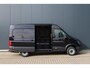 Volkswagen Crafter Bedrijfswagens Trendline 140pk 8-traps automaat L3H3 GVW 3.5T Volkswagen Crafter 2.0 TDI EU6 140PK  Trendline L3H3 GVW 3.5T WB 3640 MM | Trekhaak | Camera | Clima | DAB