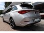 CUPRA Leon Sportstourer 1.5 eTSI Business Edition Panorama dak, sfeer verlichting, navigatie.