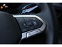 Volkswagen Crafter Bedrijfswagens Exclusive L3H3 140 pk 8-traps automaat Volkswagen Bedrijfswagens Crafter Exclusive L3H3 140 pk automaat trekhaak camera LM velgen Bijrijdersbank Navi