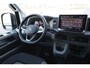 Volkswagen Crafter Bedrijfswagens Exclusive L3H3 140 pk 8-traps automaat Volkswagen Bedrijfswagens Crafter Exclusive L3H3 140 pk automaat trekhaak camera LM velgen Bijrijdersbank Navi