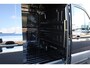 Volkswagen Crafter Bedrijfswagens Exclusive L3H3 140 pk 8-traps automaat Volkswagen Bedrijfswagens Crafter Exclusive L3H3 140 pk automaat trekhaak camera LM velgen Bijrijdersbank Navi